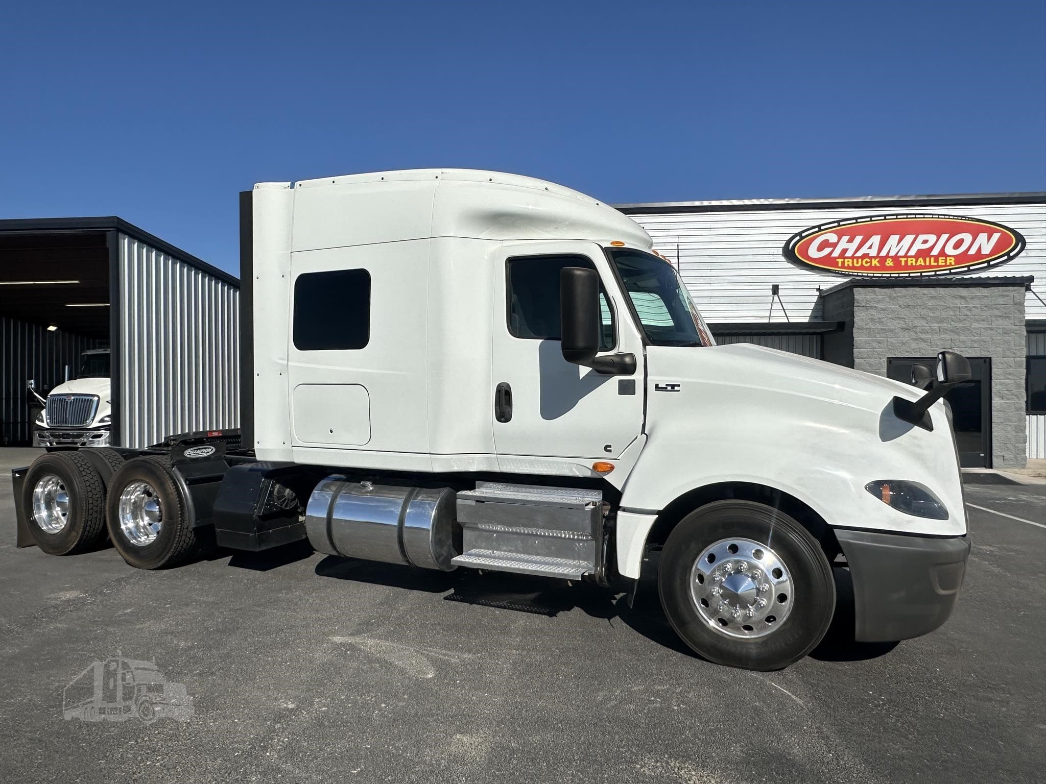 2019 International LT