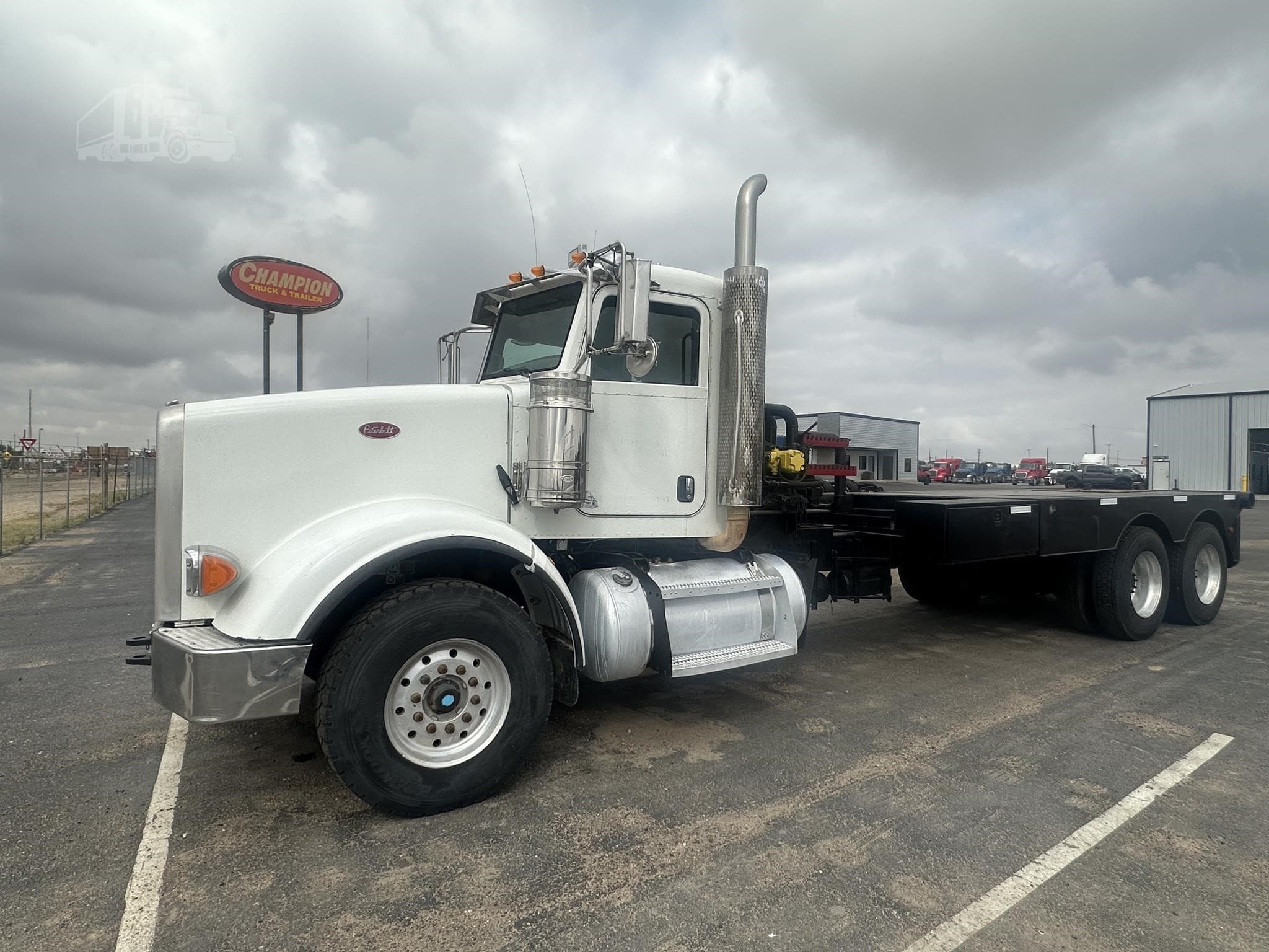 2013 Peterbilt 367 - Photo 1